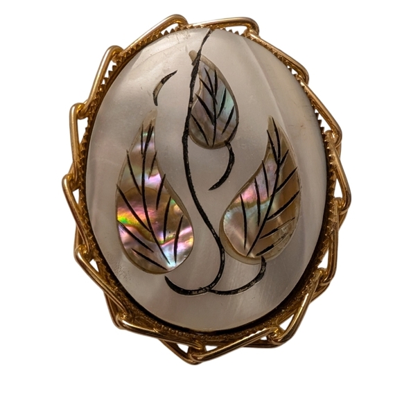 BROOCH Vintage Mother-of-Pearl Abalone Leaves Gold Inlaid Pin Pendent - Picture 6 of 7